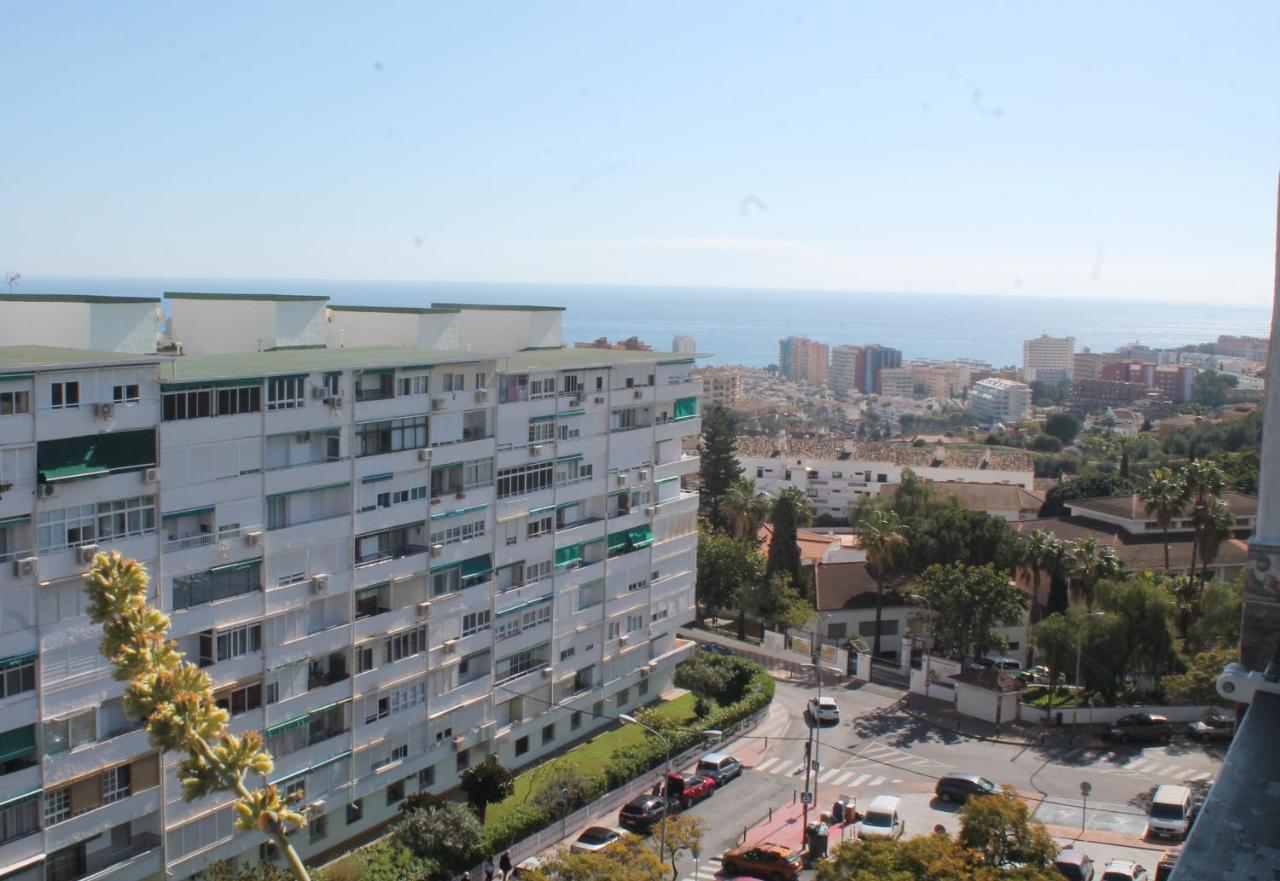 Coty'S Beach, Habitaciones En Casa Compartida Benalmádena Eksteriør billede